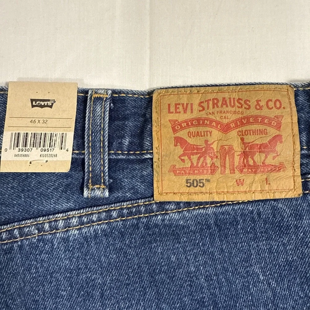 JEANS STRAIGHT Levi's 505 Regular MENS 46X32 DARK BLUE WASH NWT